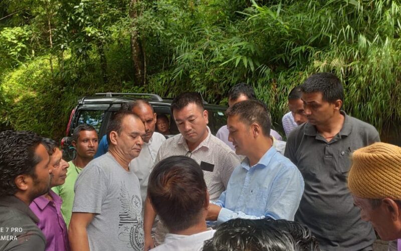 Mr. Urgen Lepcha, the Hon’ble Chief Minister’s CA, led an inspection of the Nalagthang new cutting road