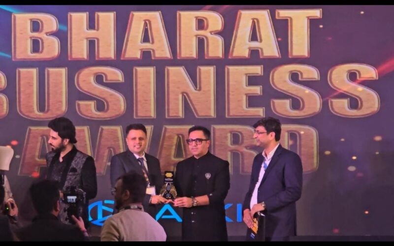 Mr. Hemant Poudyal Receives “Bharat Business Award.”