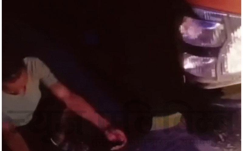 सिलगढ़ीमा पुजाको नाममा चन्दा उठाएर दग्दी बिजनबारीका चालकलाई कुटपिट