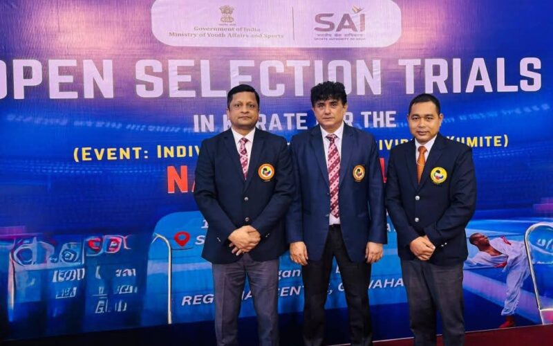 सुशन थापाले राष्ट्रिय कराते टोलीको छनोट ट्रायलको लागि रेफ्रीको रूपमा भाग लिए।