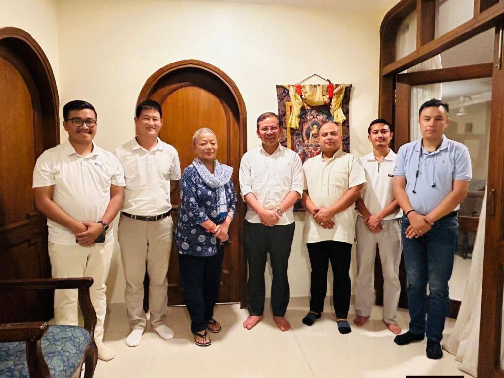 Ganesh K. Rai Pays Courtesy Visit to Former MP Dil Kumari Bhandari in New Delhi