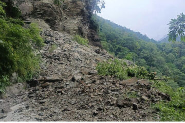 Rangpo–Rorathang Road Expected to Reopen Tomorrow After Landslide Clearance Work